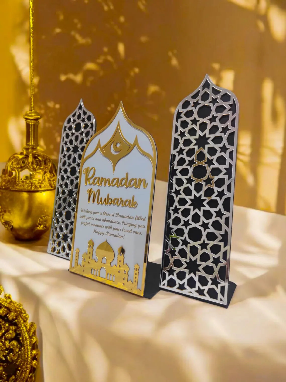 Metal Ramadan Mubarak Candle Holder – Islamic Home Decor, Eid Gift Ramadan Mubarak Metal Art – Elegant Eid Gift, Spiritual Decor Eid Gift