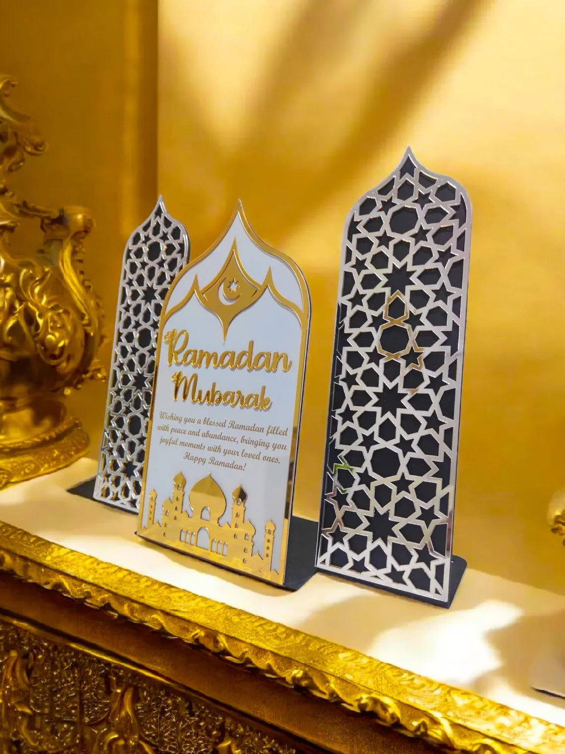 Metal Ramadan Mubarak Candle Holder – Islamic Home Decor, Eid Gift Ramadan Mubarak Metal Art – Elegant Eid Gift, Spiritual Decor Eid Gift